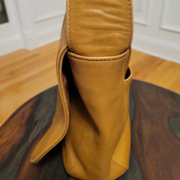 Coach Tan Leather Shoulder Bag - Picture 6 of 10